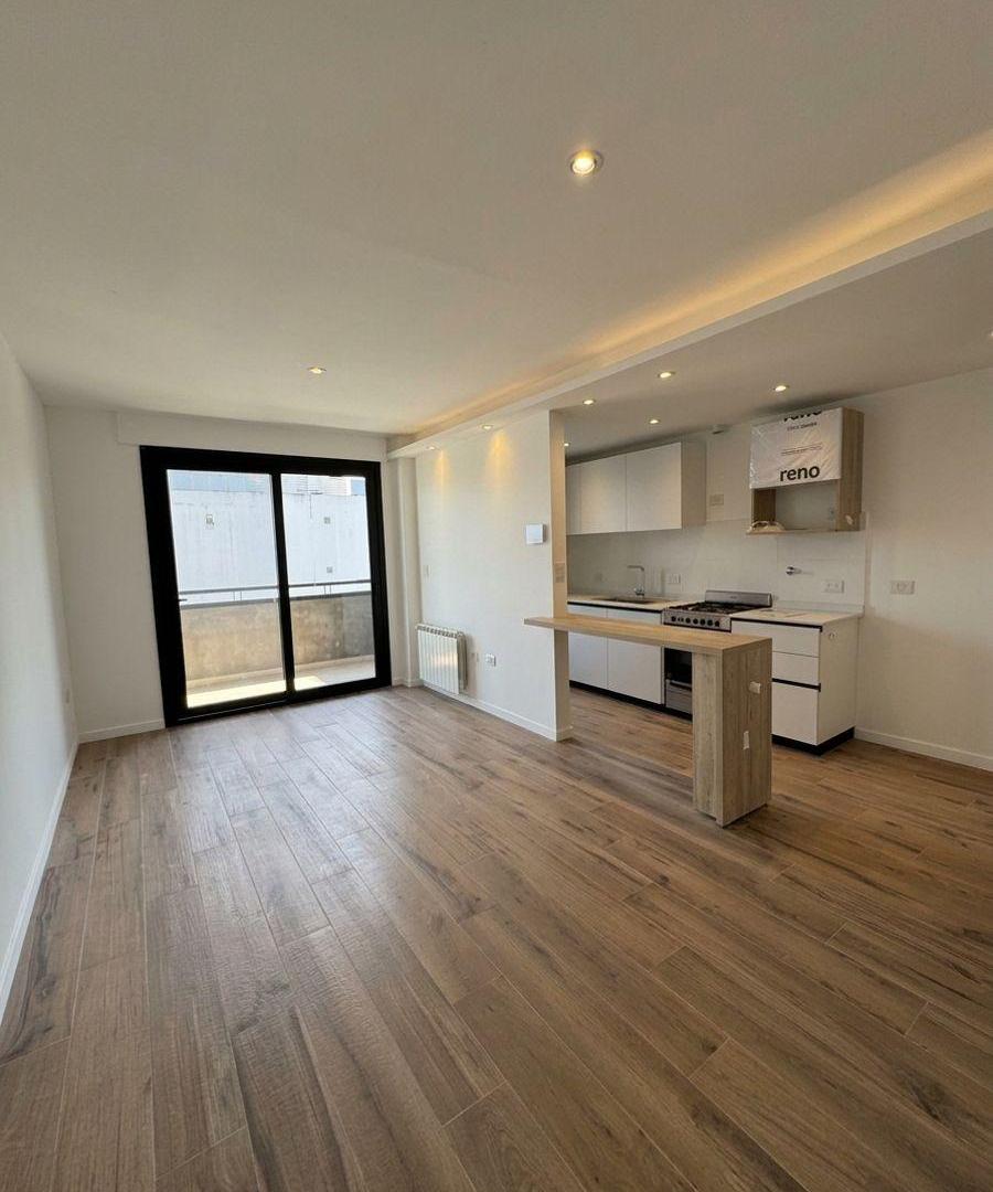 Foto de VENTA DEPARTAMENTO 2 AMB. + COCHERA EN ALEM E ITUZAINGO, ZÁRATE, imagen 3