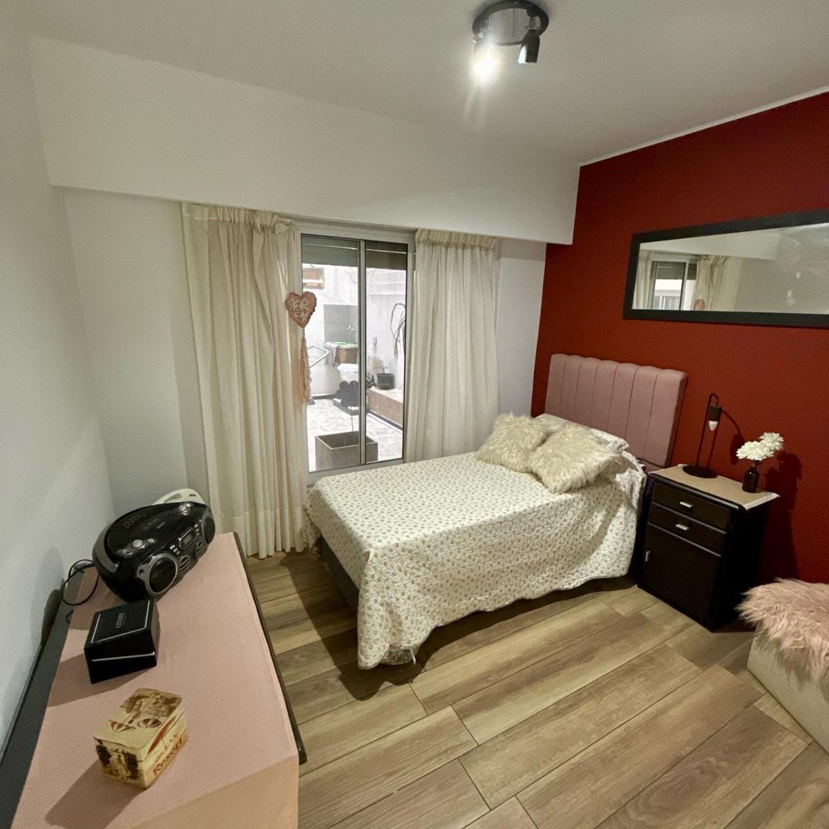 Departamento Sobre Oroño 3 Dorm. - Apto Credito - Patio - Balcon 5