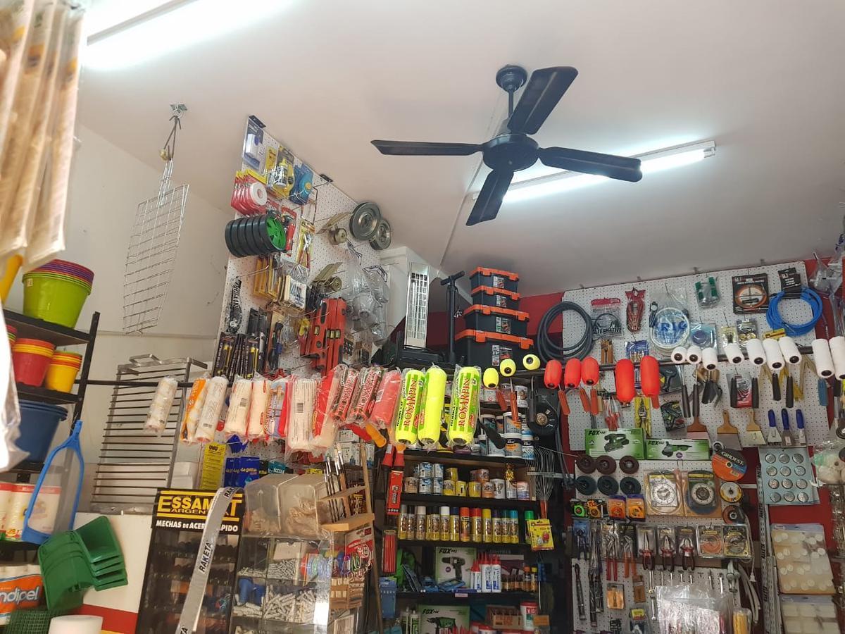 Local - Abasto - Ferretería