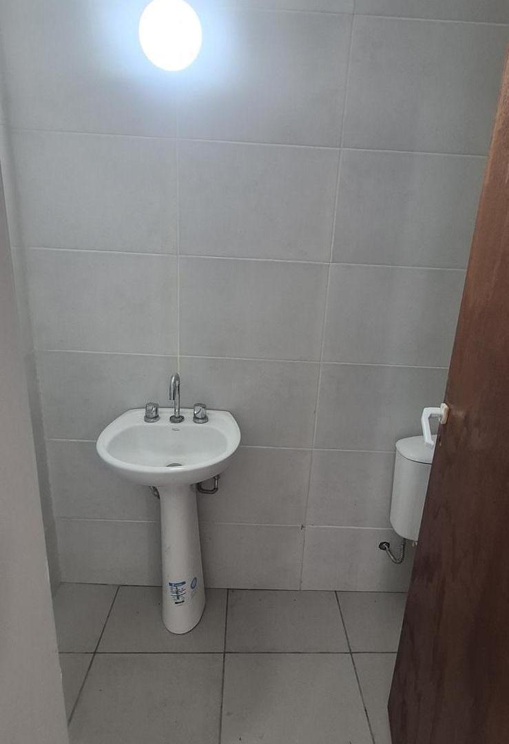 Foto de Local con deposito, imagen 5