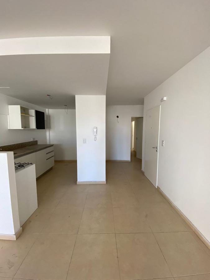 Foto de Departamento - Echesortu - Balcon - Patio - Parrillero, imagen 5