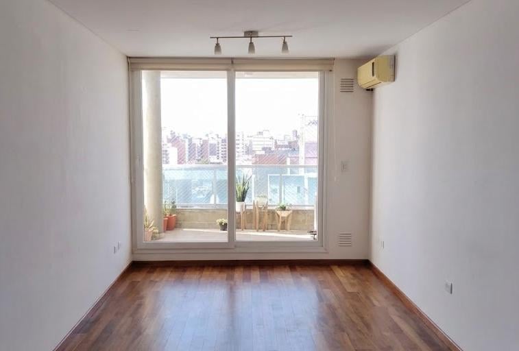 Foto de Departamento De dos dormitorios en Centro, Rosario., imagen 3