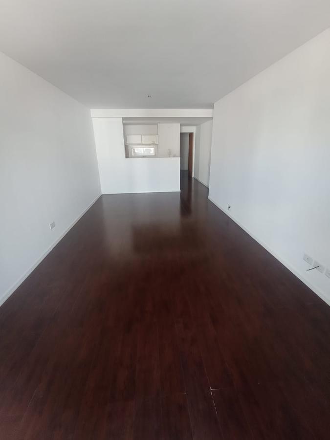 Foto de Departamento - Centro - Balcon - Suite - Cochera, imagen 2