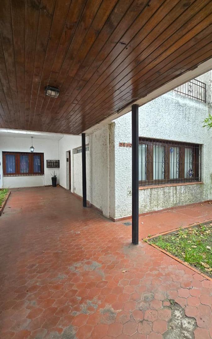 Foto de Patio - Parrillero - dos plantas - permutas, imagen 2