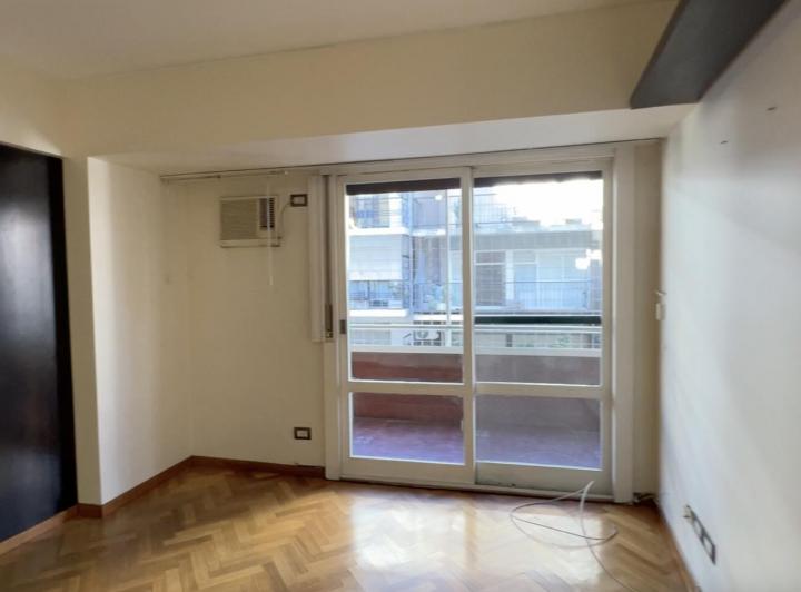 Balcón corrido - Cochera doble - Palier privado 5