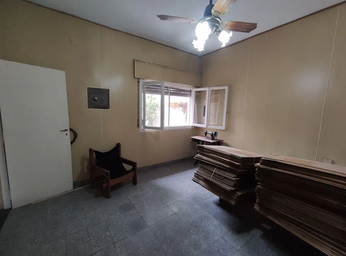 CASA DE PASILLO INTERNA UNICA 5
