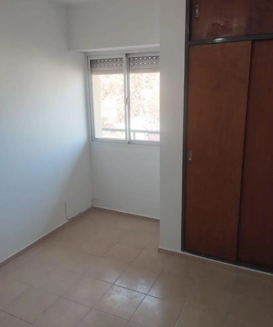 Departamento 1 dormitorio,Piso 5 zona facultad,oportunidad bajo precio. 4
