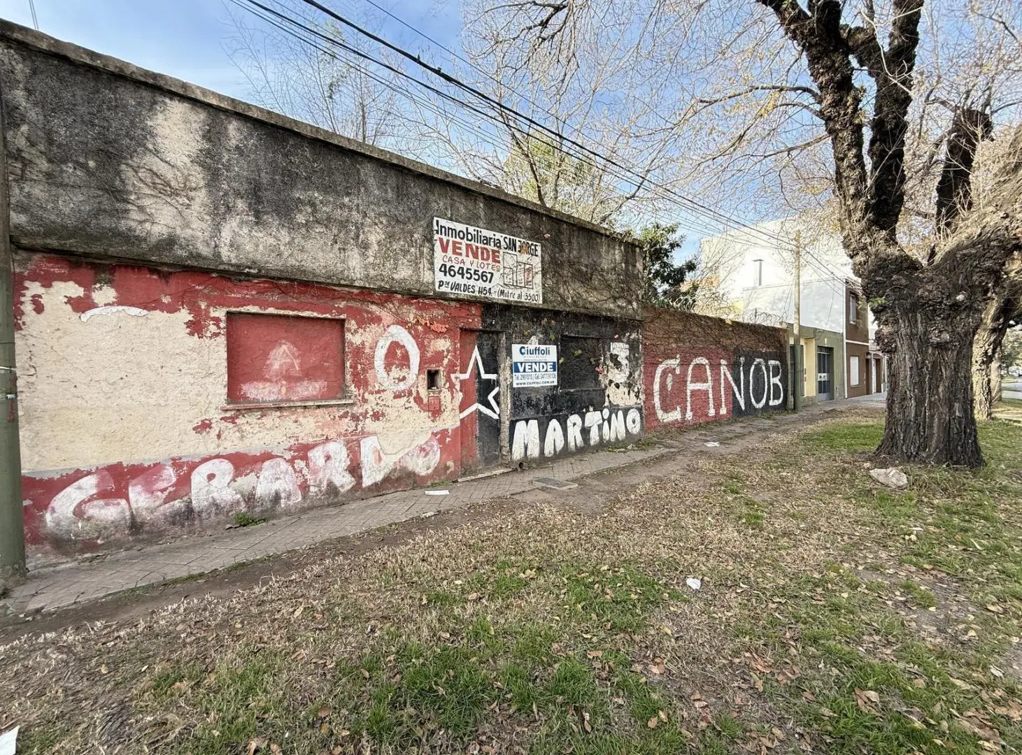 Terreno doble frente. Venta conjunta 3 lotes. PB y 3 pisos 1