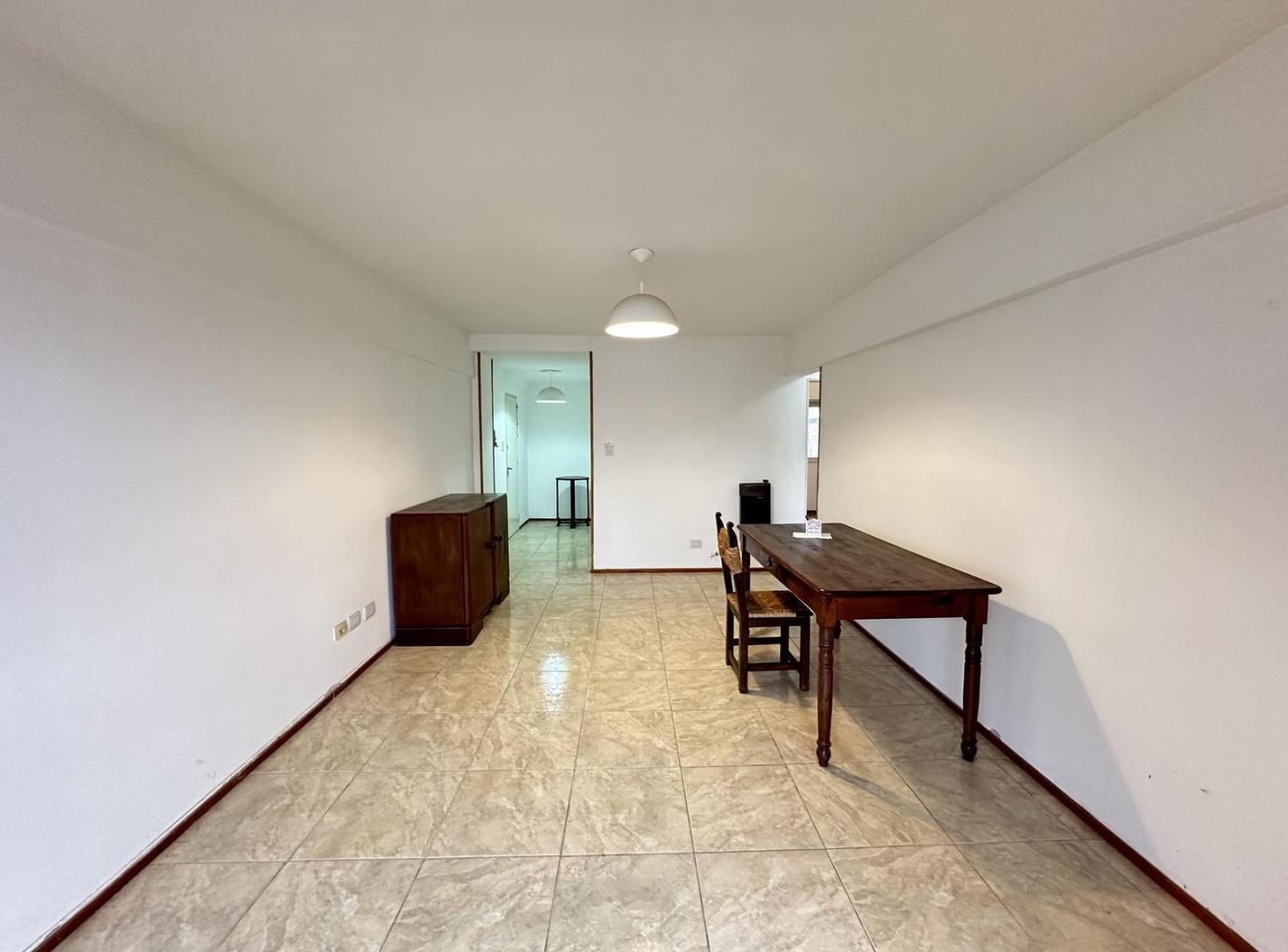 Foto de Departamento de 2 dorm con balcón en microcentro, imagen 3