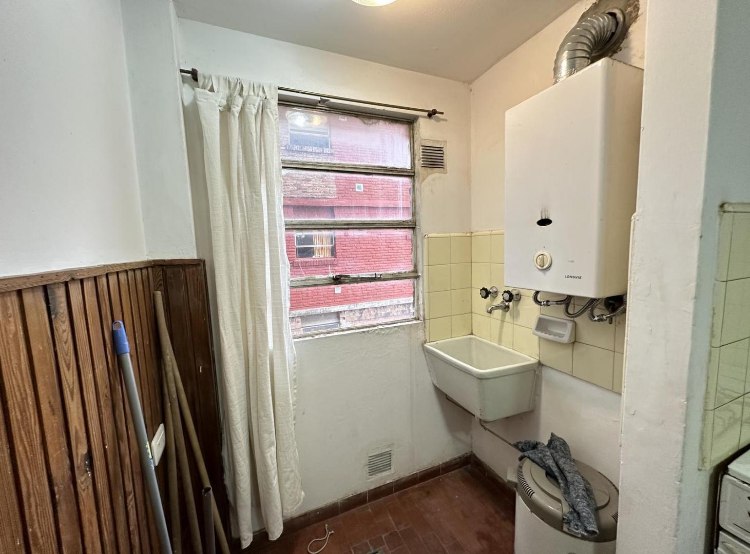 Foto de Departamento de 2 dorm con balcón en microcentro, imagen 5
