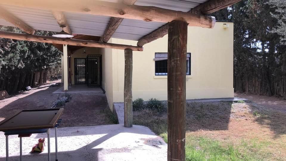 Se Vende Casa Muy Luminosa con Amplio Terreno y Pileta 5