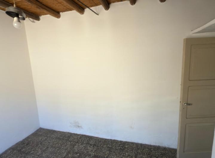Alquiler departamento interno sobre Calle Aconcagua.  4