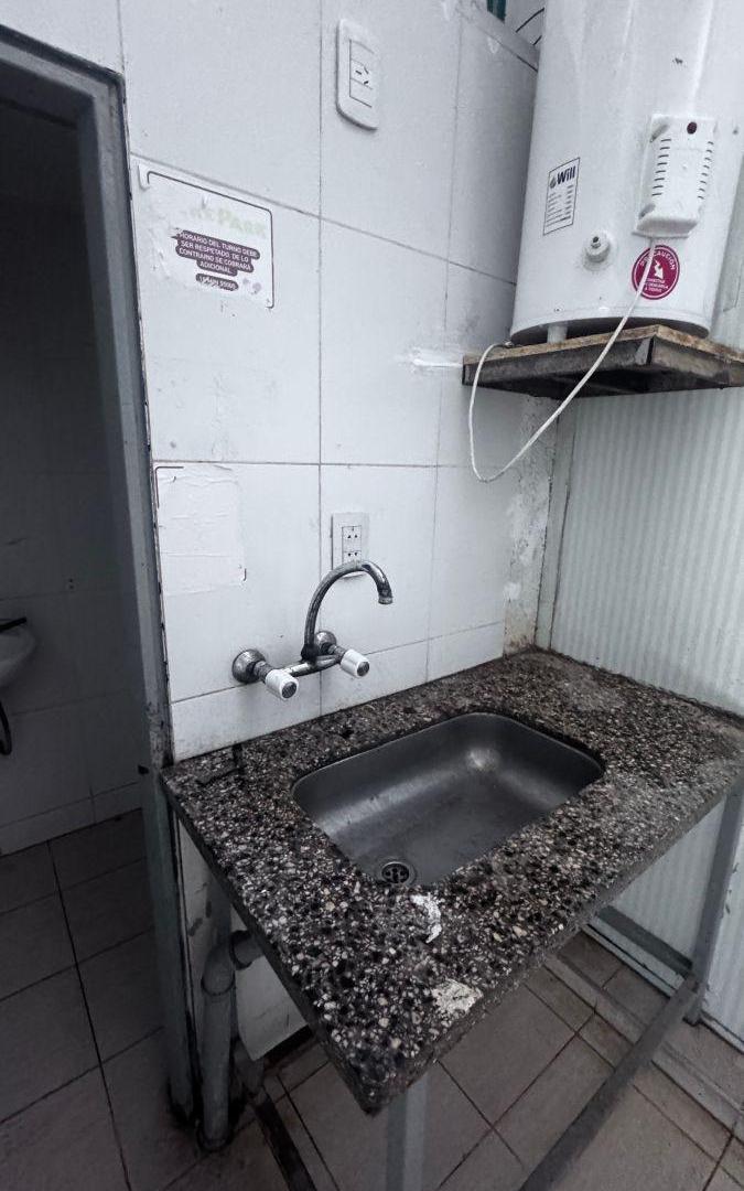 Galpon + departamento un dormitorio