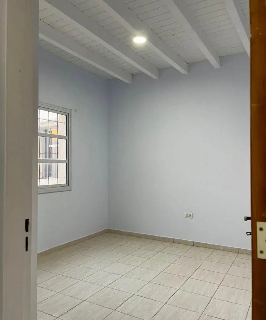 Departamento en alquiler c/ cochera en Las Cañas 2