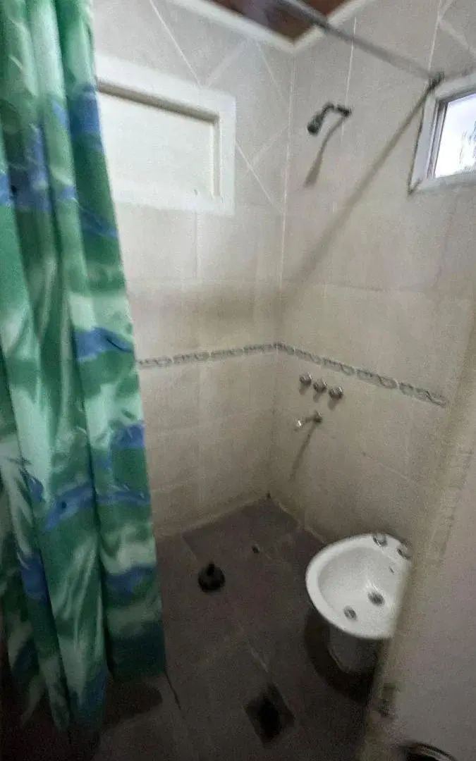 Casa en venta c/ cochera en Los Corralitos 3