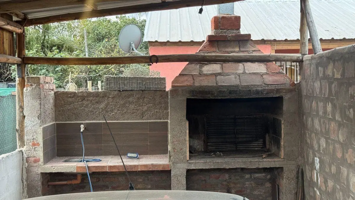 Casa en venta c/ cochera en Los Corralitos 5