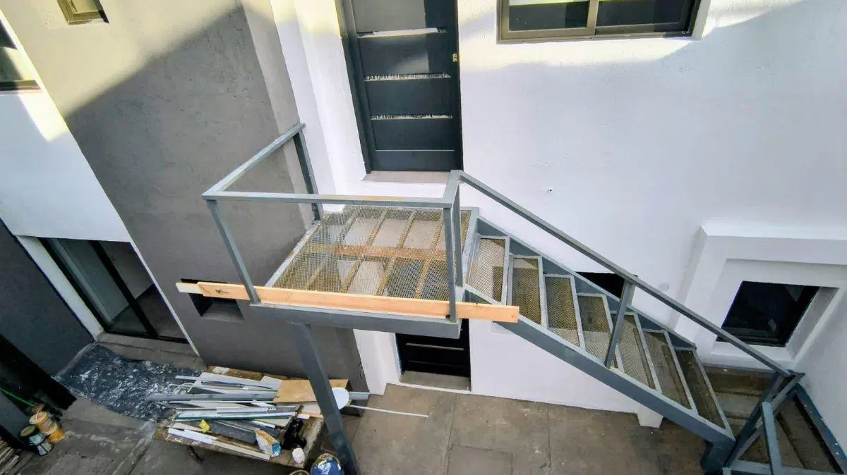 Departamento en alquiler c/ cochera en Villa Nueva 1