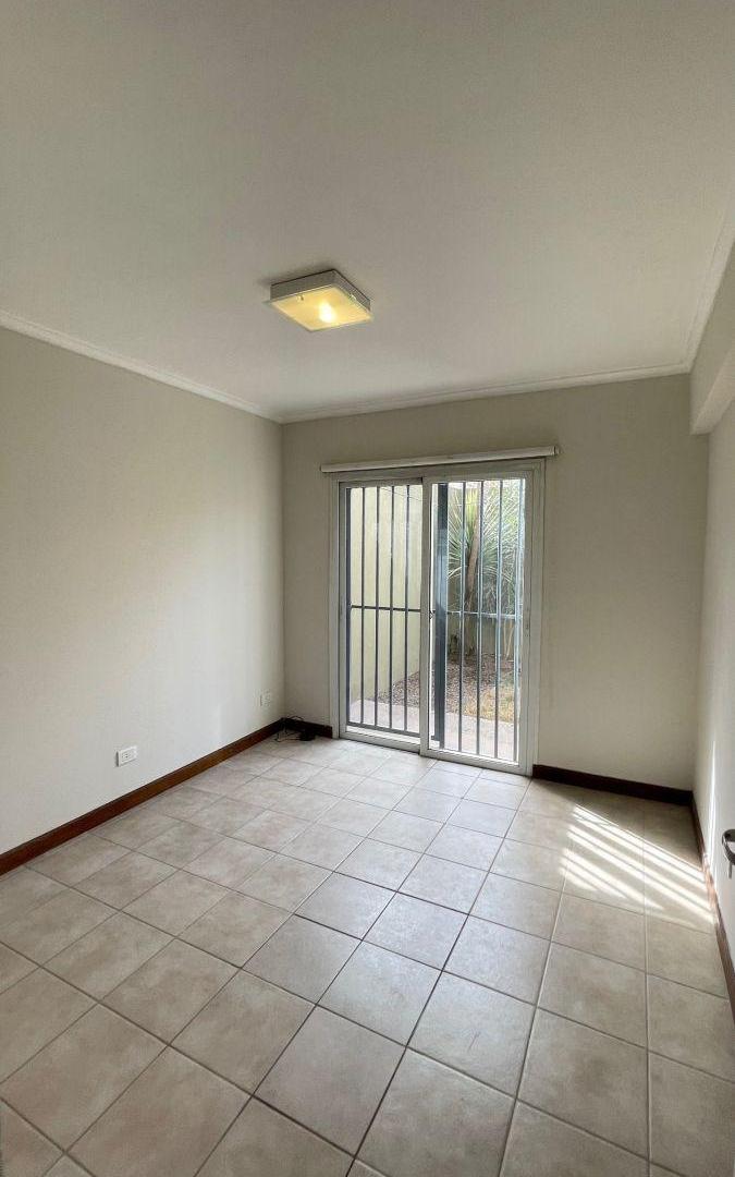 Foto de Departamento en alquiler c/ cochera en San Francisco del Monte, imagen 4
