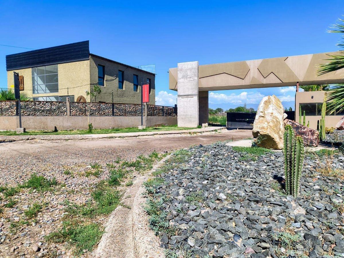 Foto de Terreno / Lote en venta de 300m2 ubicado en Rodeo de la Cruz, imagen 3