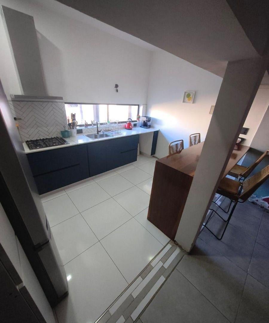Foto de Casa en venta c/ cochera en Otros barrios, imagen 3