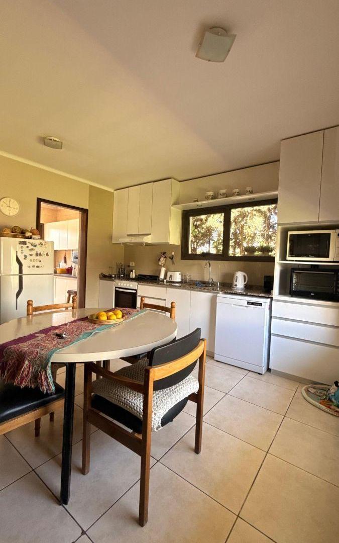 Foto de Casa en venta apta crédito en Barrio Privado de Guaymallén, imagen 4