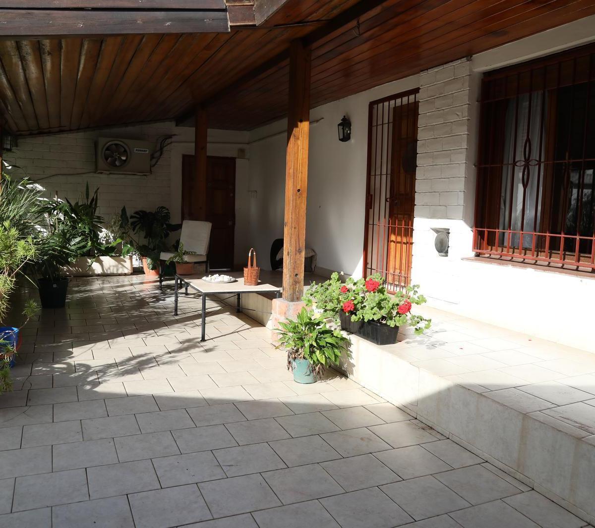 Casa en Venta - Villa Devoto - 5 Amb - Jardin - Cochera 3