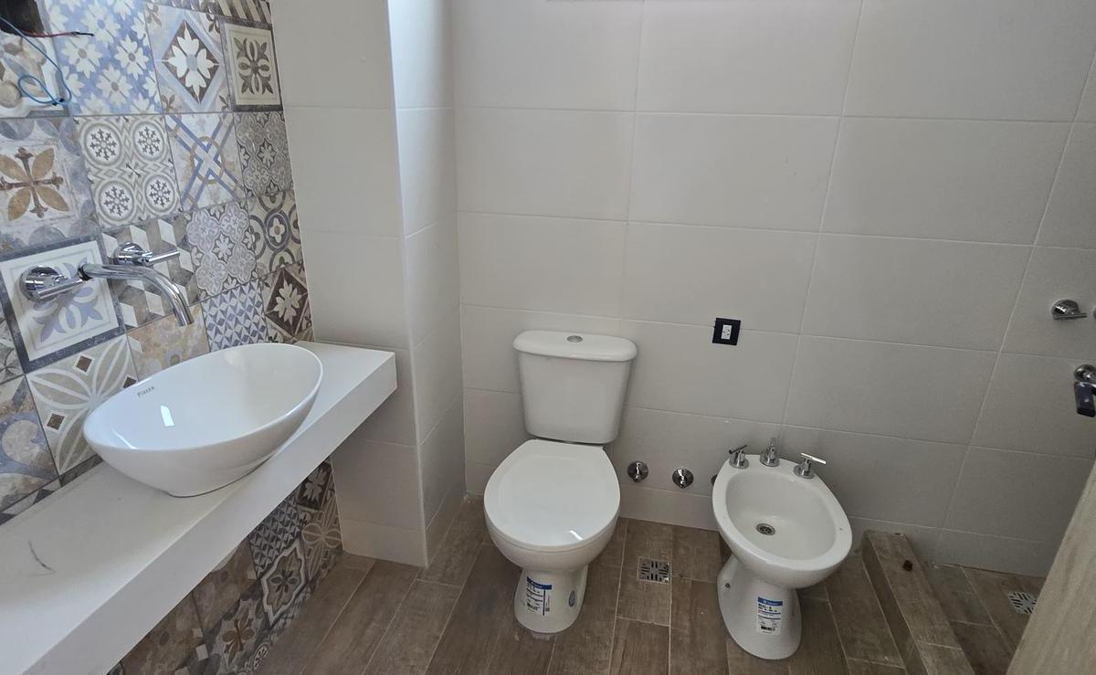 Venta - Dos Ambientes - Frente - a Estrenar - Parque Chas - Parrilla - Sum 5
