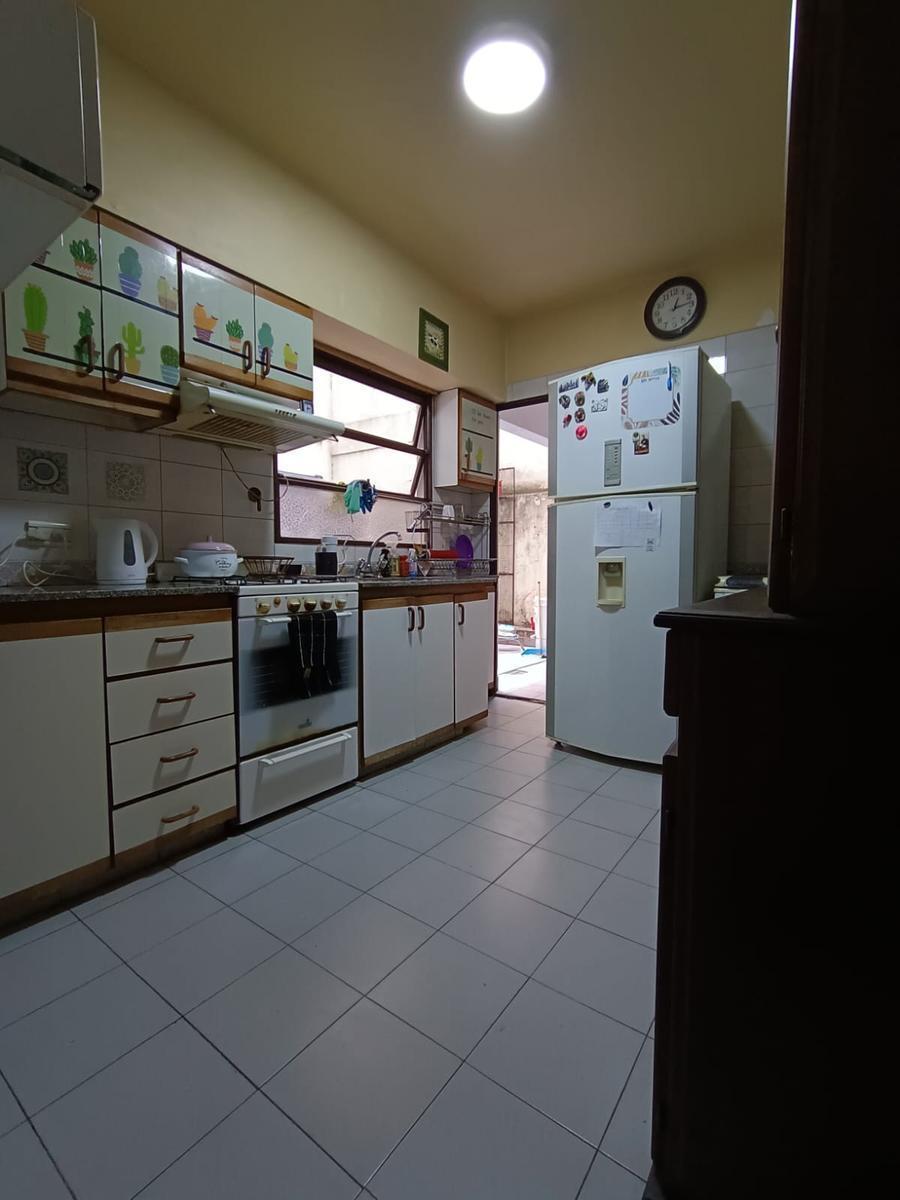 Excelente Departamento de Tres Ambientes con Balcon y Patio Venta 1