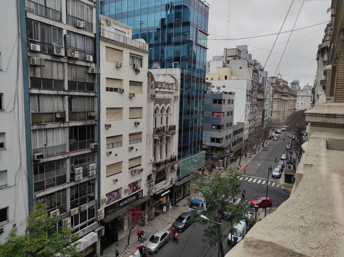 Semipiso Frances - 4 Dorm. - Venta - 5 Ambientes - Tribunales 3