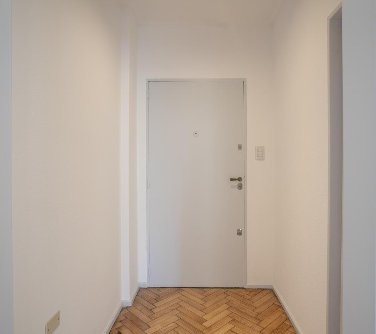 Departamento - Venta - 3 Amb. con Balcon Cerrado - Todo a Nuevo - Belleza - Caballito 2