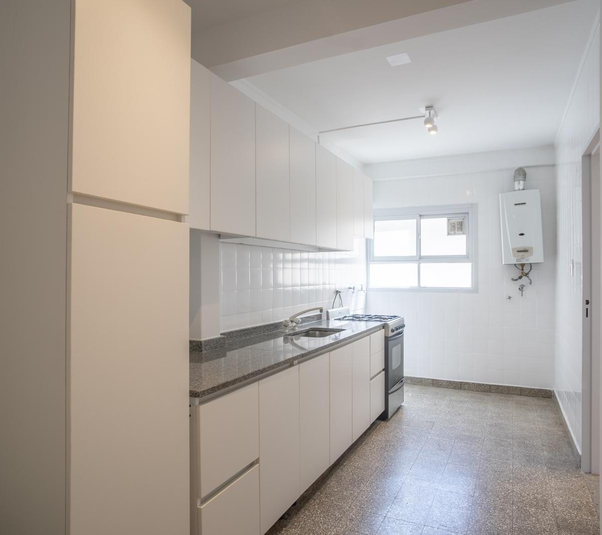 Departamento - Venta - 3 Amb. con Balcon Cerrado - Todo a Nuevo - Belleza - Caballito 1