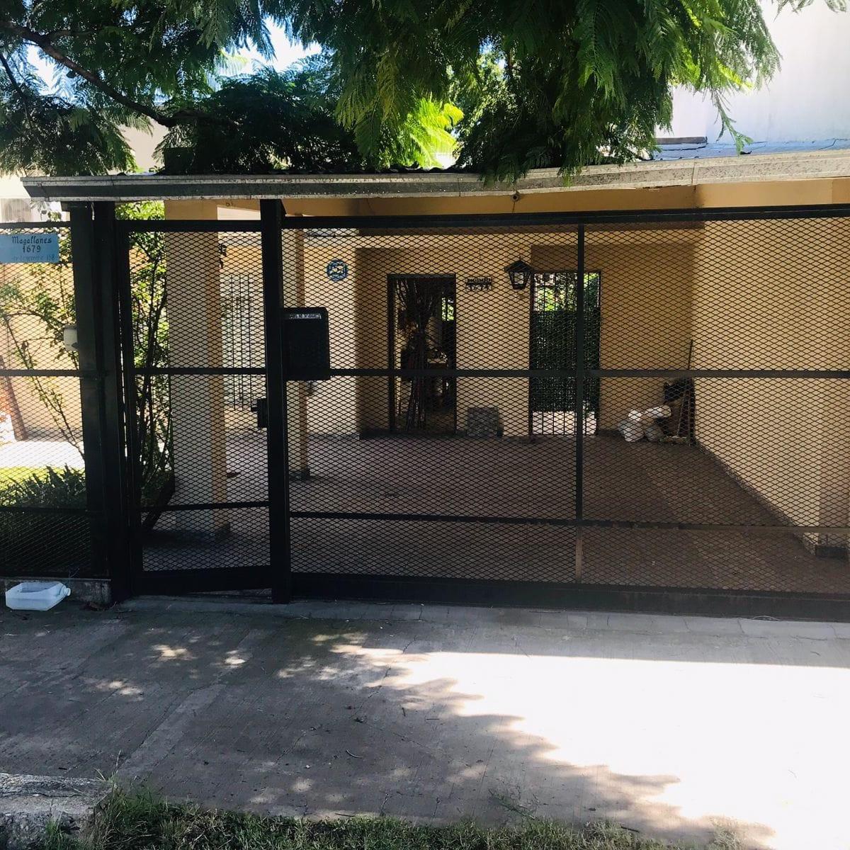 VENTA DE CASA SOBRE LOTE PROPIO - LOMAS DE ZAMORA