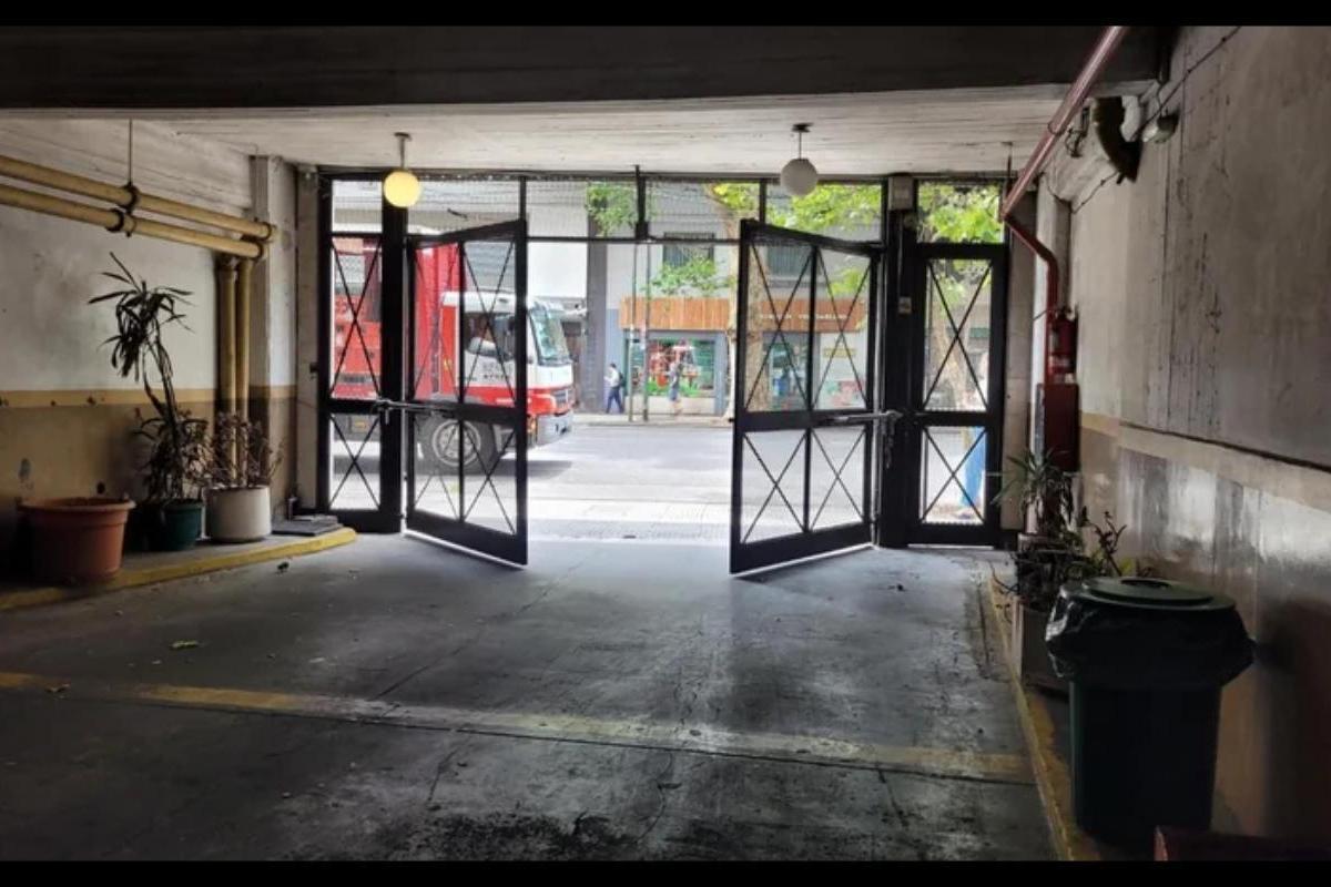 Cochera en venta Avenida Corrientes Almagro