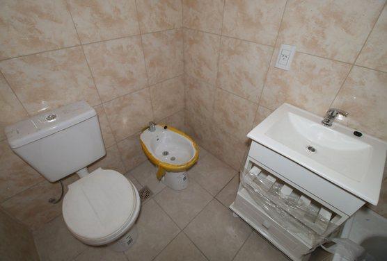 PH en Venta 2 Ambientes Al Frente con Balcón. Lanus Reciclado a Nuevo 4