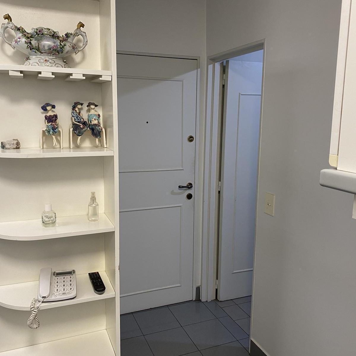 Departamento en Venta 4 Ambientes con Dependencia y Cochera Flores 4