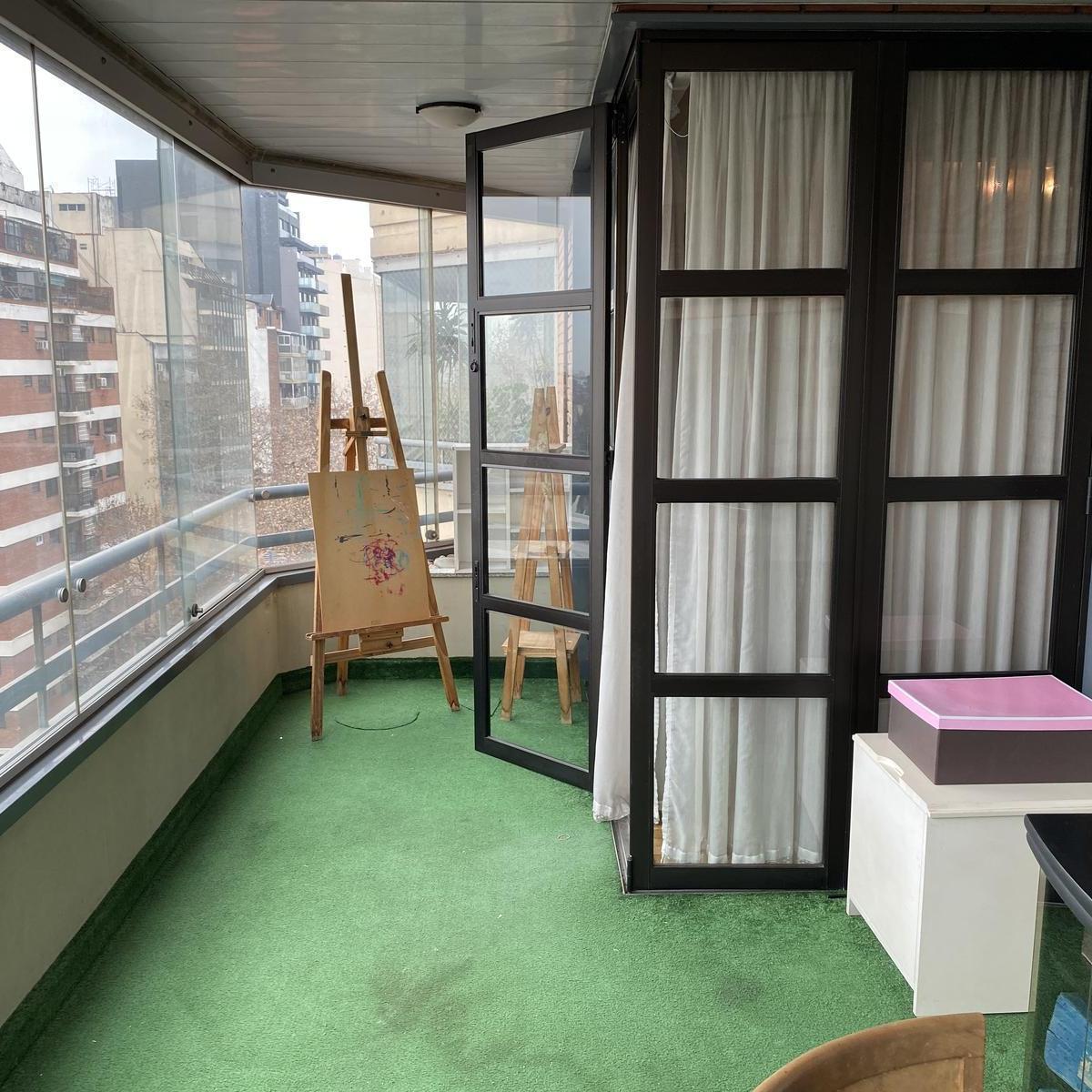 Departamento en Venta 4 Ambientes con Dependencia y Cochera Flores 2