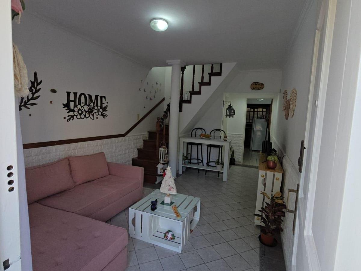 Venta de Casa Tipo Duplex 2 Ambientes en Moron 1