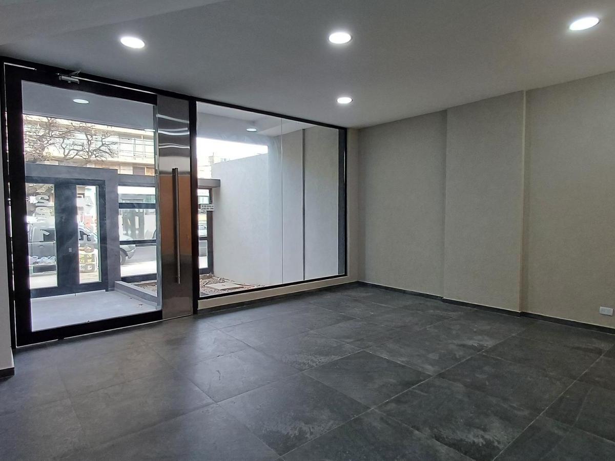 Departamento 3 Ambientes - San Martin, 2 Baños, 2 Balcones, Parrilla. Lavadero. Venta 4