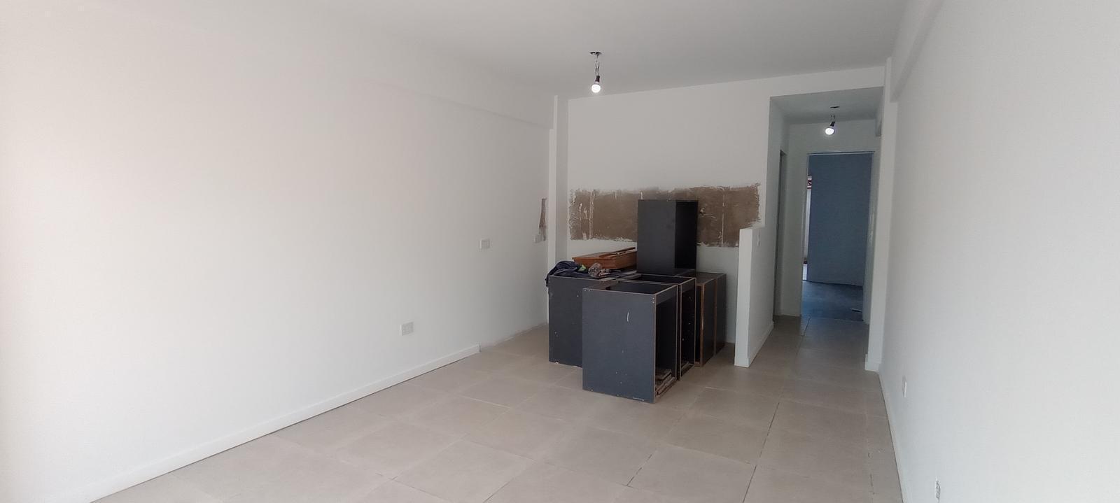Foto de VENTA PH 2 AMBIENTES PLANTA BAJA VILLA LUZURIAGA, imagen 3