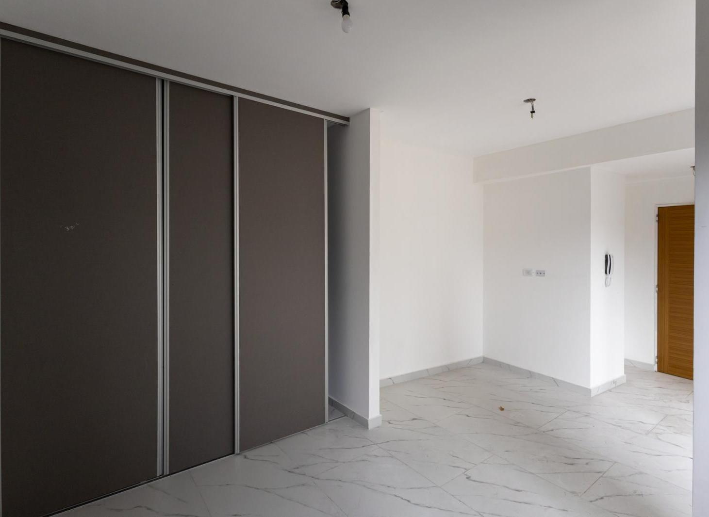 Foto de VENTA DEPARTAMENTO MONOAMBIENTE CON PATIO BARRACAS, imagen 1
