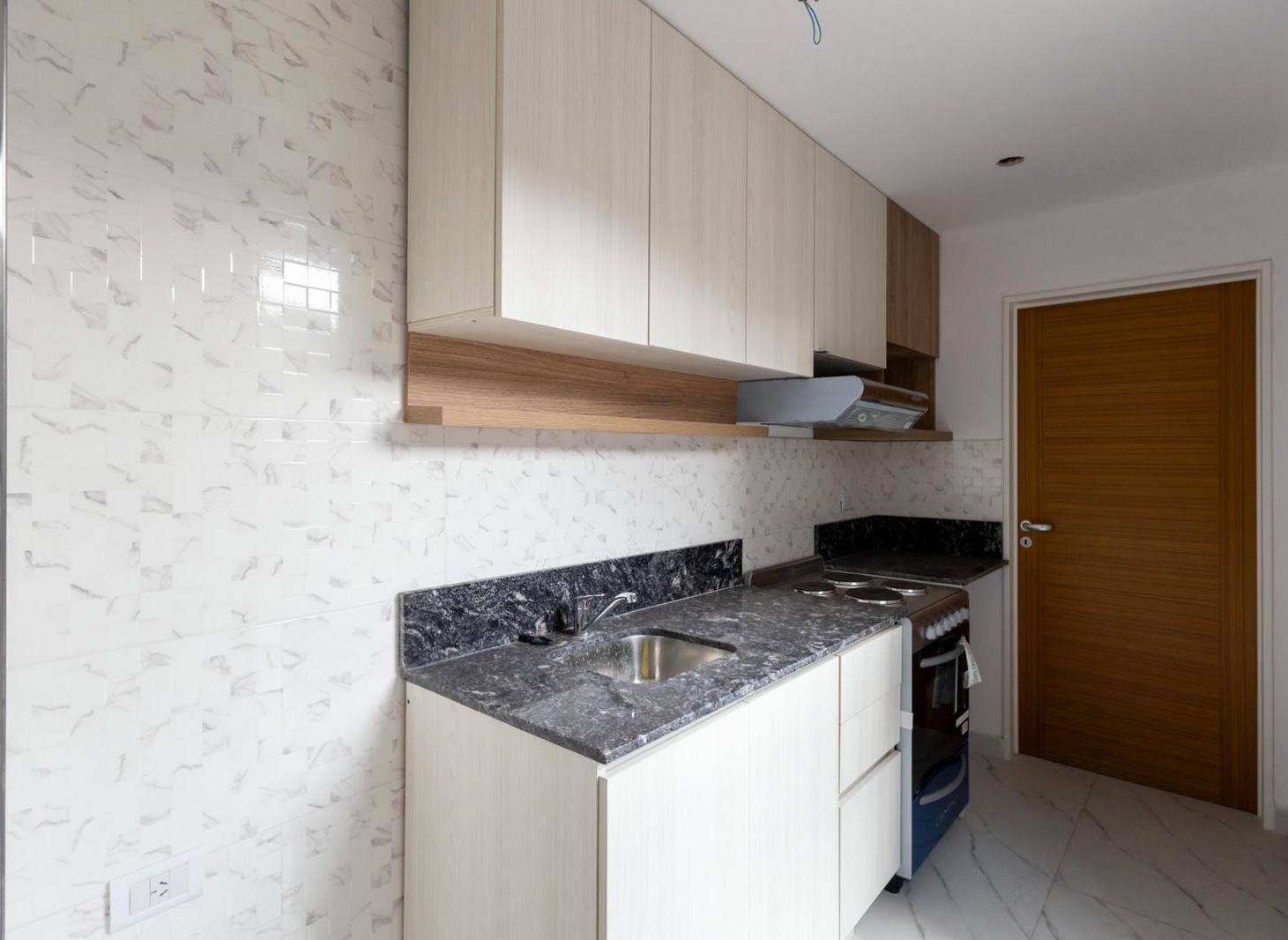 Foto de VENTA DEPARTAMENTO MONOAMBIENTE CON PATIO BARRACAS, imagen 3