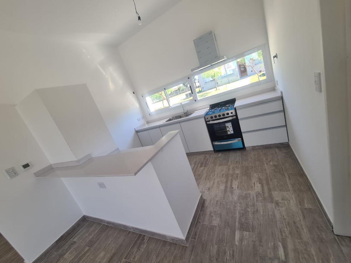 Foto de Casa a estrenar - San Ramiro - Pilar del Este - 4 Ambientes, imagen 3