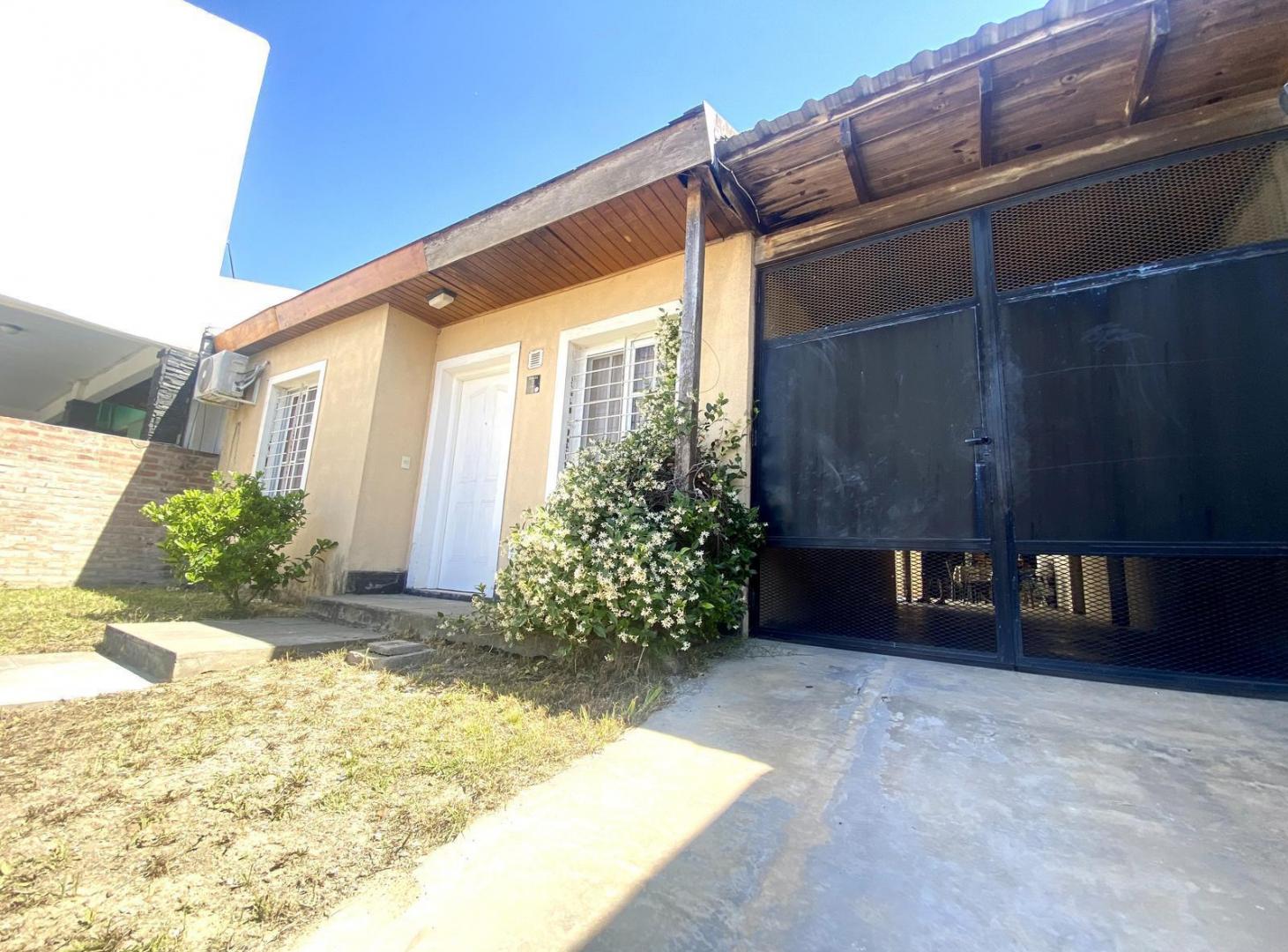 Casa en Pablo Podesta- Venta-lote propio