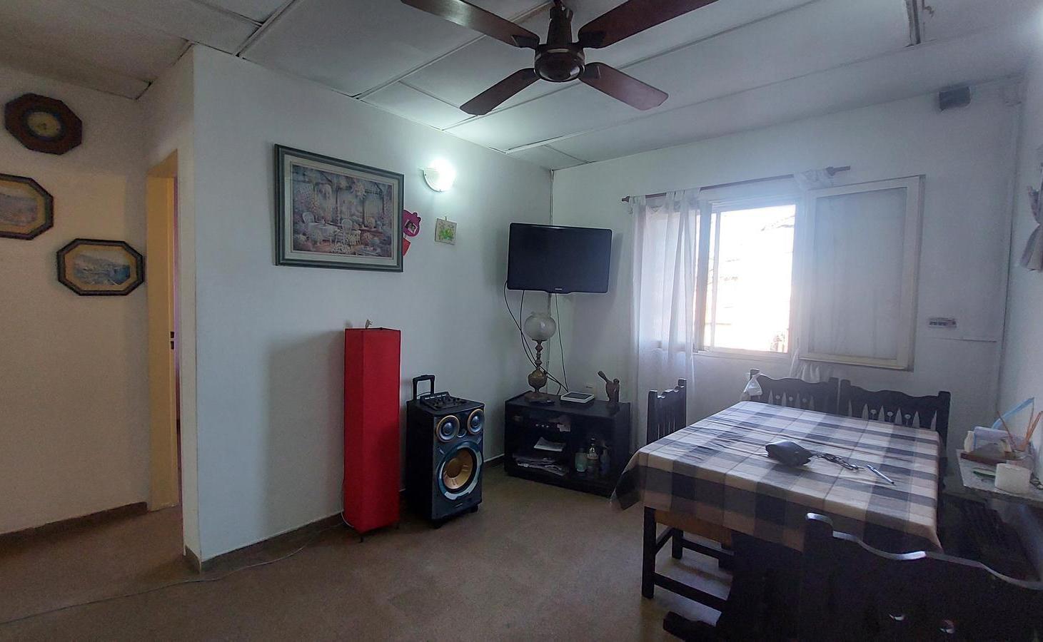 ph 3 ambientes en Almirante Brown en venta