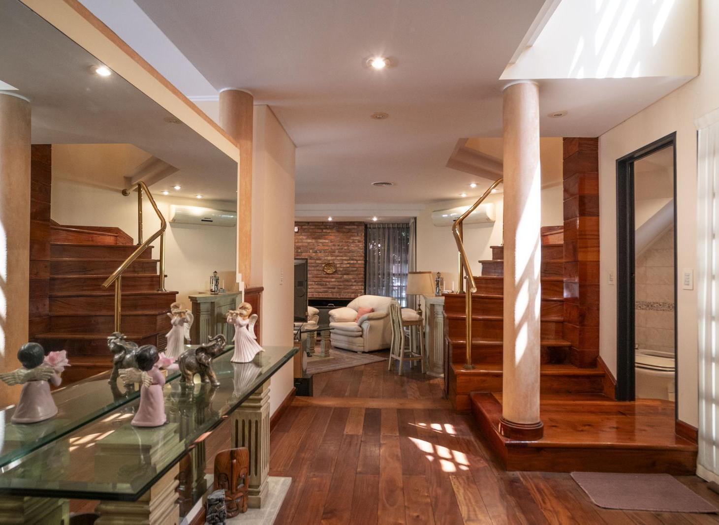 Casa en Villa del Parque en  venta