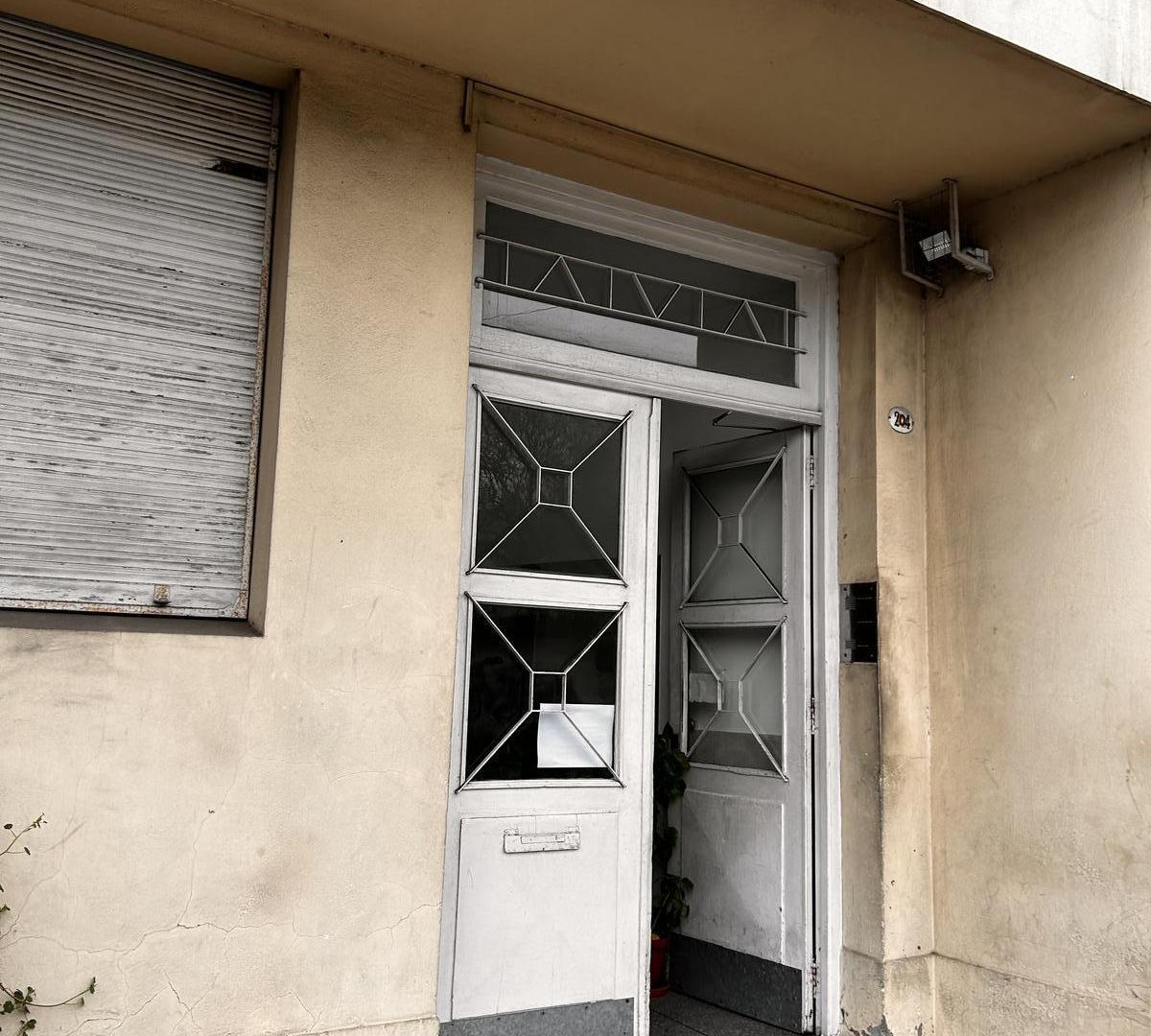 Foto de VENTA DEPARTAMENTO 2 AMBIENTES BARRACAS VENTILACION E ILUMINACION, imagen 3