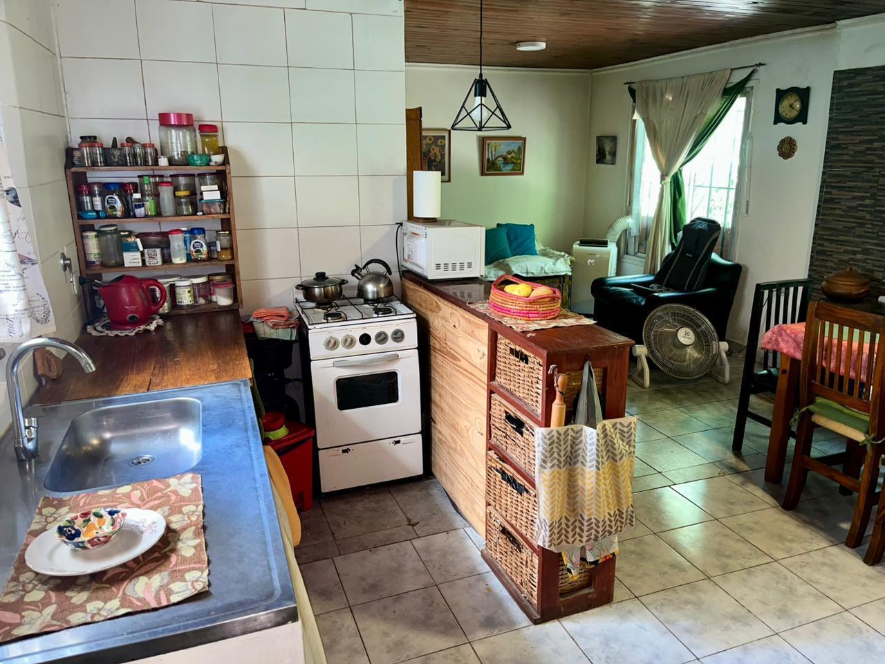 Foto de Venta 2 Casas de 3 y 2 ambientes construcción industrial lote propio, imagen 4