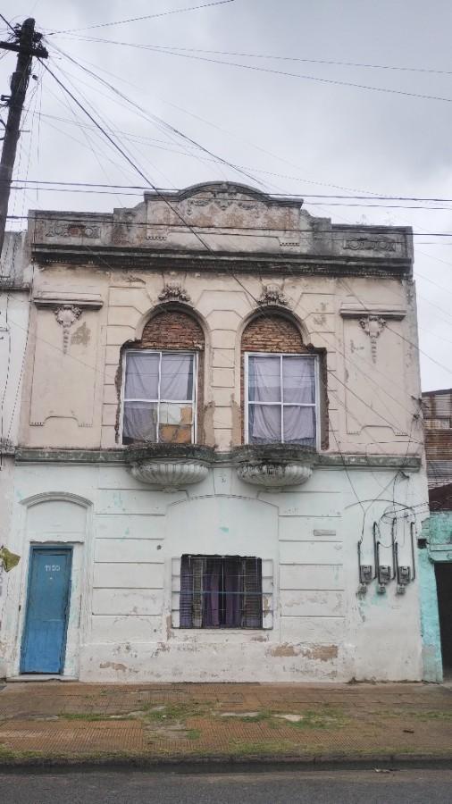Venta Casa a Refaccionar 5 ambientes Patio Jardin Dock Sud Avellaneda