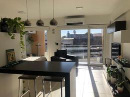 Foto de VENTA DEPARTAMENTO CON BALCON Y PUERTA PENTAGONO EN LINIERS, imagen 4