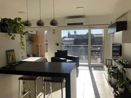 VENTA DEPARTAMENTO CON BALCON Y PUERTA PENTAGONO EN LINIERS 4
